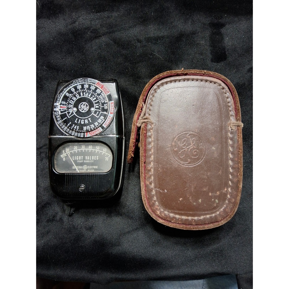 Vintage GE Exposure Meter 8DW58Y5 Army Exchange Service Light Meter with Case - Picture 1 of 7